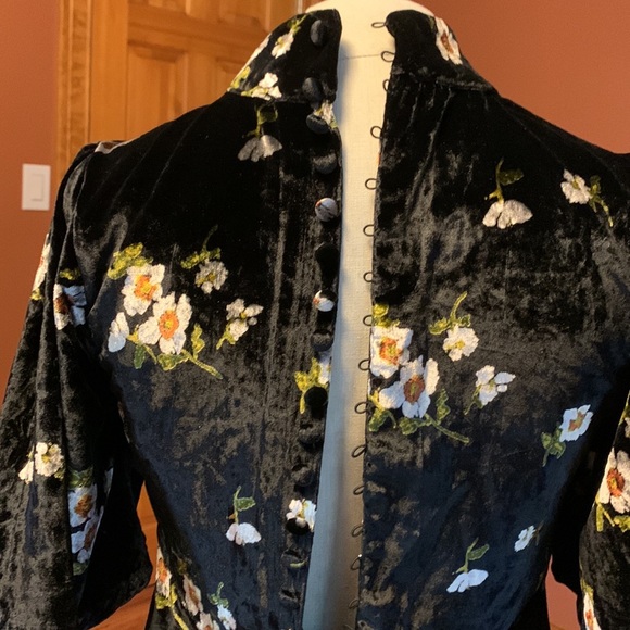 Be My Baby Velvet Mini Dress by (NWT)
Free People size 6 - Picture 4 of 6